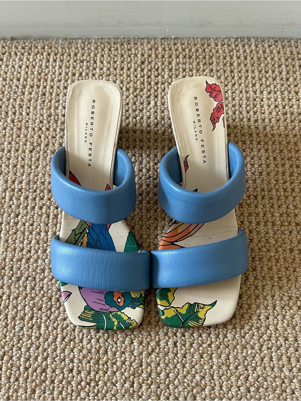 Roberto Festa Powder Blue Flower Soles Leather Double-Strap Block Mules Size 37